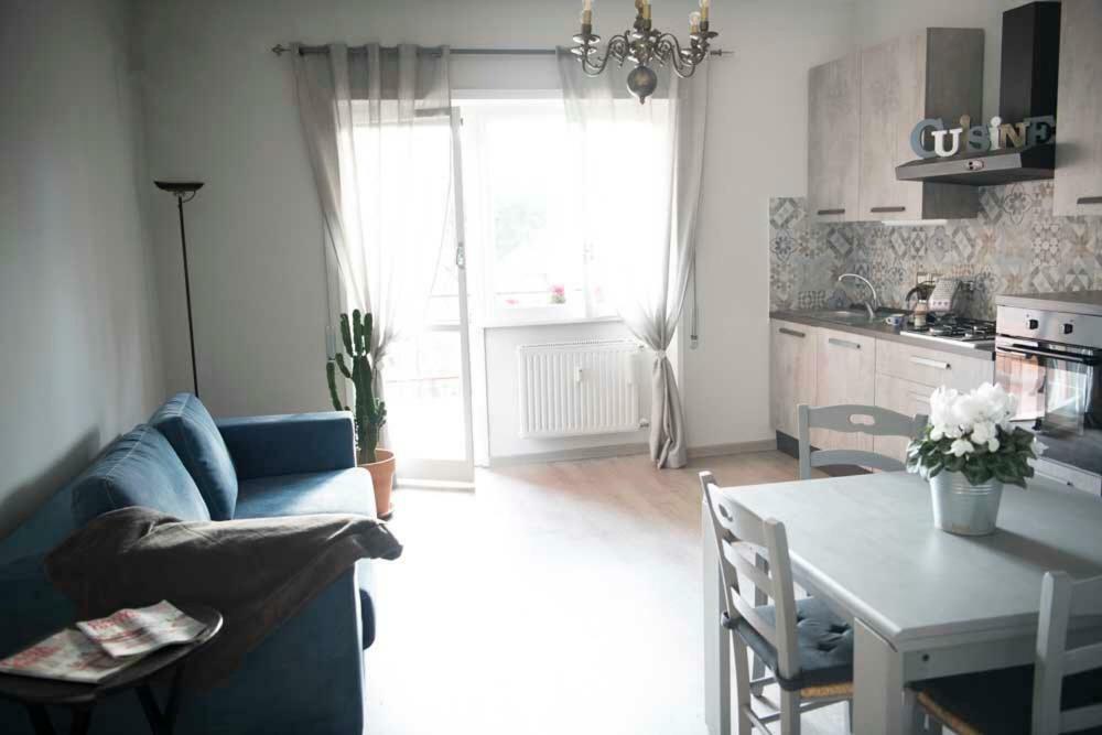 View Apartment Rom